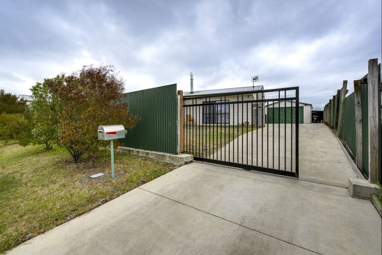 Photo of property in 338 Flaxmere Avenue, Flaxmere, Hastings, 4120