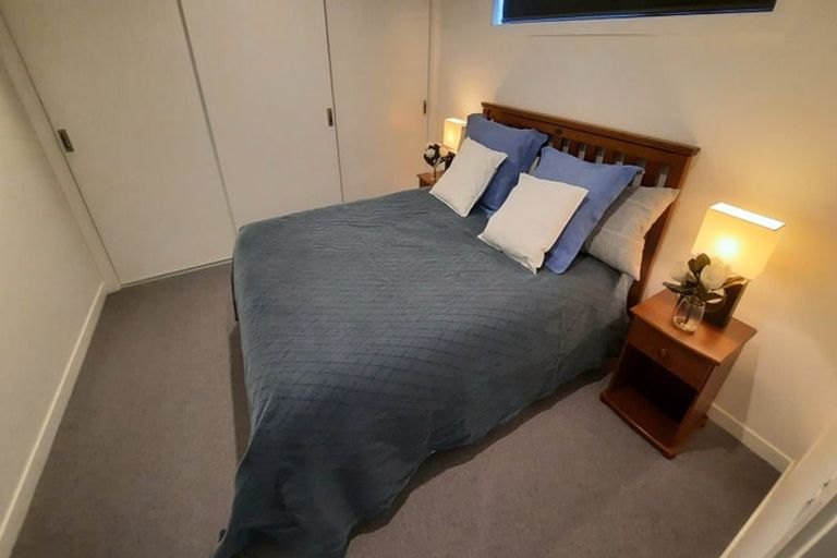 Photo of property in 84 Howden Drive, Jacks Point, 9371