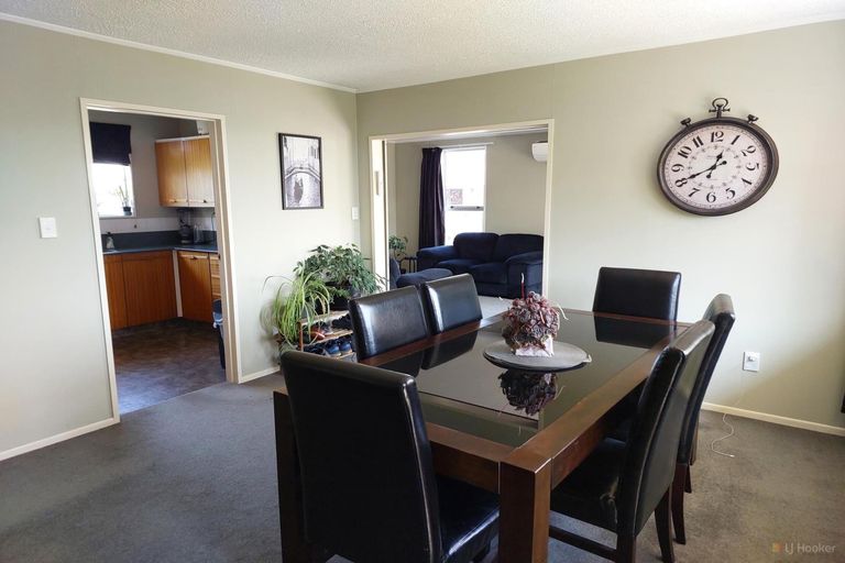 Photo of property in 195 Queen Street, Waimate, 7924