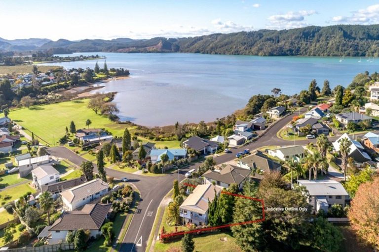 Photo of property in 101 Tukere Drive, Whangamata, 3620