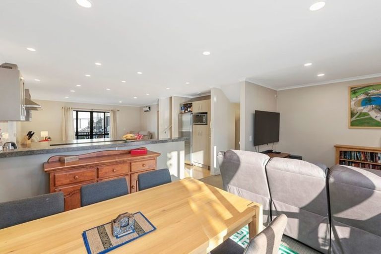 Property details for Te Kakariki Apartments, 3/8 Wellington Road