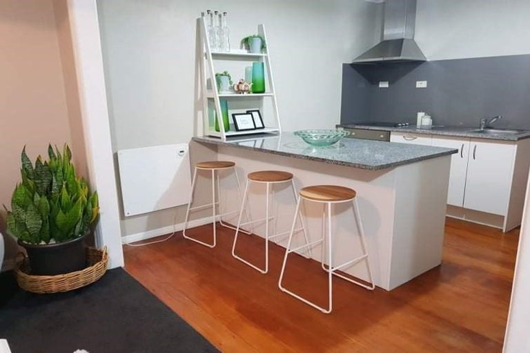 Photo of property in 2/30 Union Street, Papakura, 2110