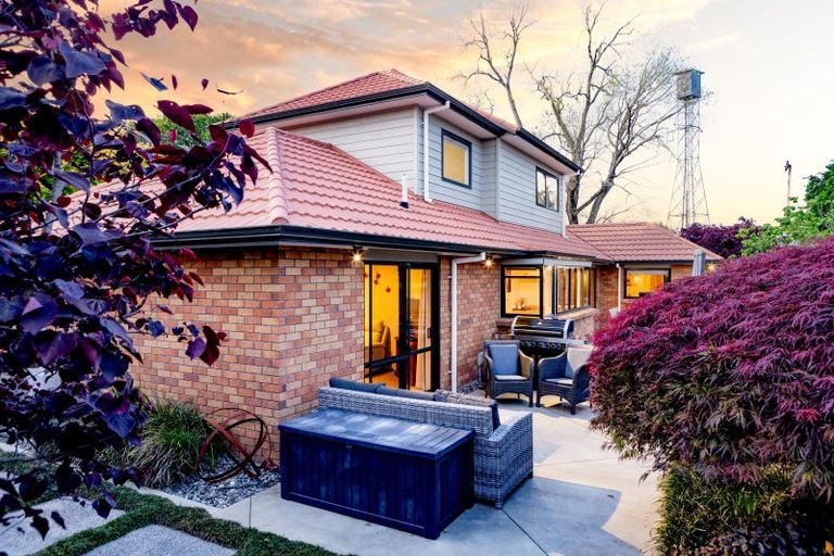 Photo of property in 22 Taylor Street, Cambridge, 3434