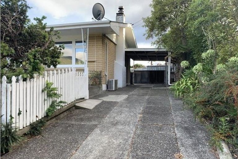 Photo of property in 10 Sussex Street, Picton, 7220