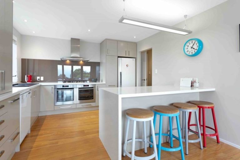 Photo of property in 85 Major Hornbrook Road, Mount Pleasant, Christchurch, 8081