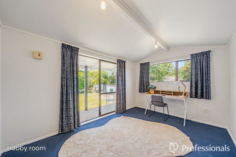 Photo of property in 90 Thomas Street, Stokes Valley, Lower Hutt, 5019