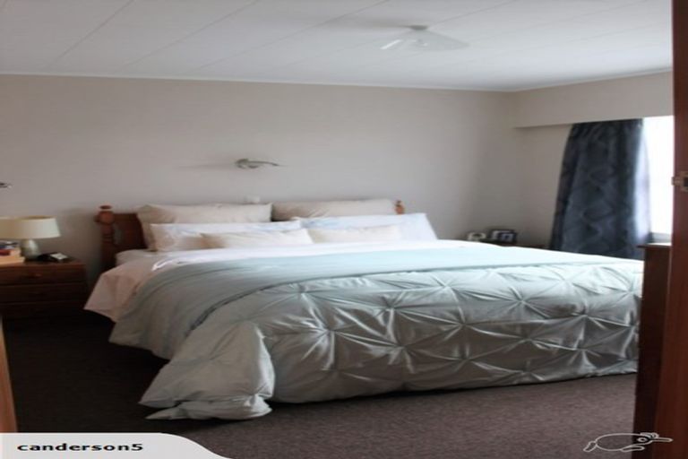 Photo of property in 1/239 Carrington Street, Vogeltown, New Plymouth, 4310