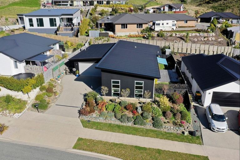 Photo of property in 12 Devenish Place, Atawhai, Nelson, 7010