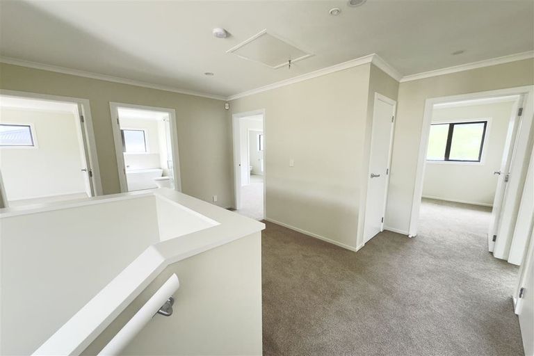 Photo of property in 4 Swinton Place, Churton Park, Wellington, 6037