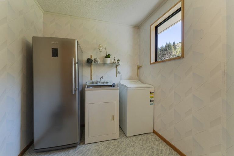 Photo of property in 24 Marina Drive, Frankton, Queenstown, 9300