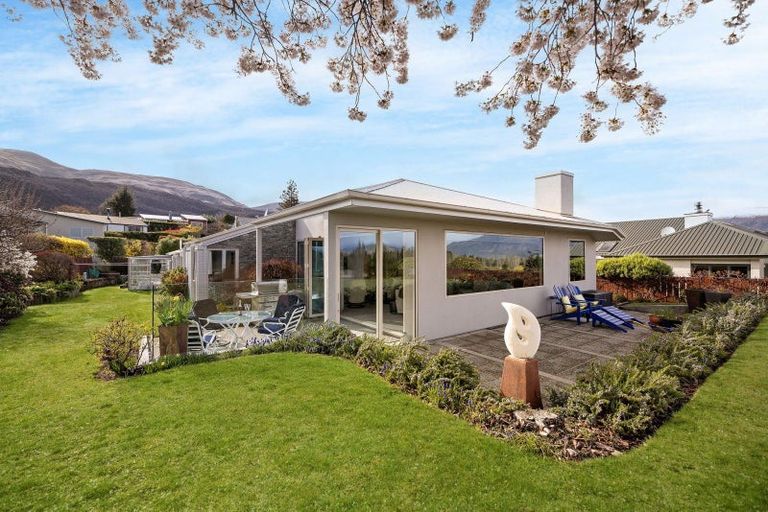 Photo of property in 4 Shaw Street, Arrowtown, 9302