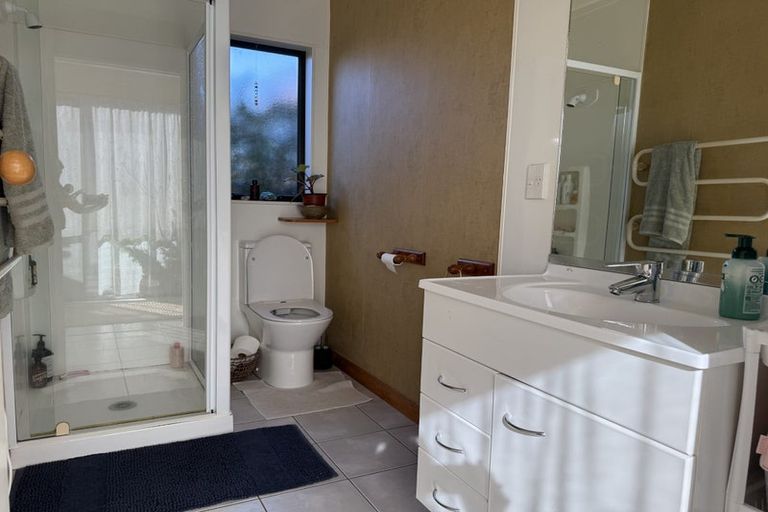 Photo of property in 24 Waimea Road, Waikanae Beach, Waikanae, 5036