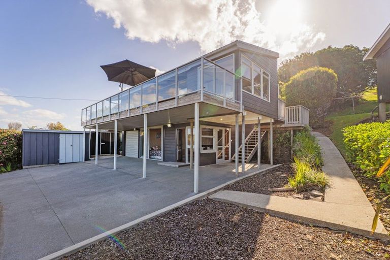 Photo of property in 3 Puketitiro Place, Wharekaho, Whitianga, 3592