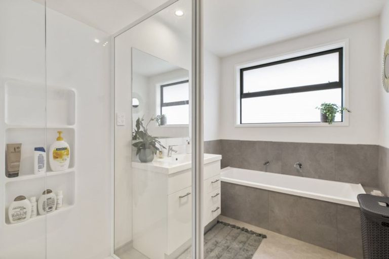 Photo of property in 31 Taioma Close, Papamoa, 3118