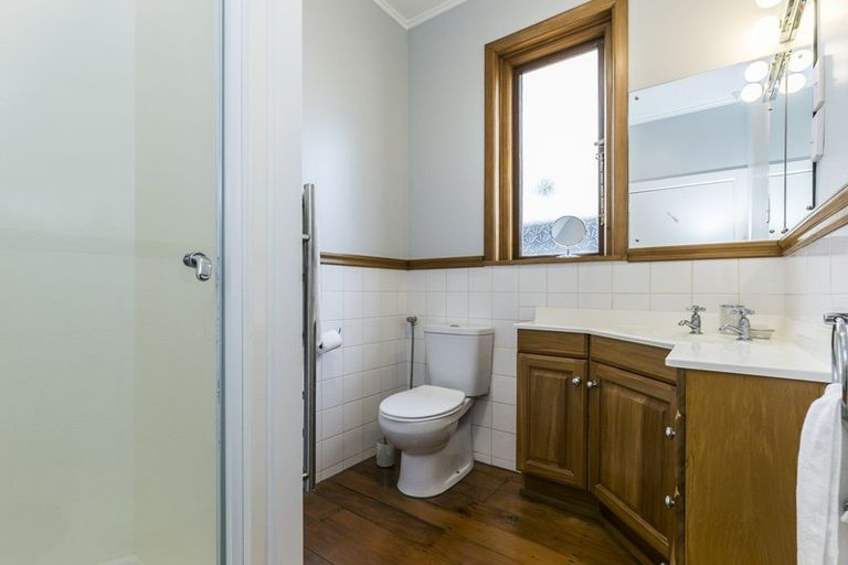 Photo of property in 15 Omar Street, Khandallah, Wellington, 6035