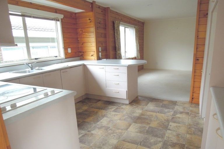 Photo of property in 1/3 Delamare Court, Sunnynook, Auckland, 0632