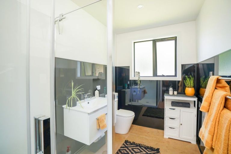 Photo of property in 28 Grant Road, Otatara, Invercargill, 9879