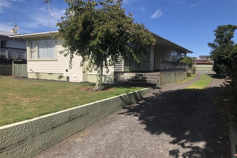 Photo of property in 30 Waimea Street, Westown, New Plymouth, 4310
