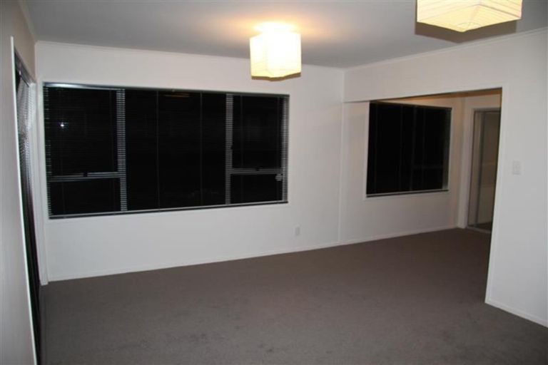 Photo of property in 40 Wickman Way, Mangere East, Auckland, 2024