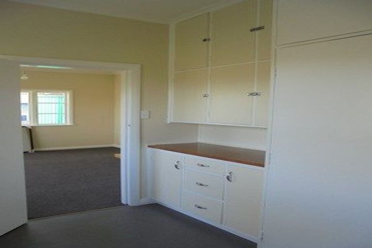 Photo of property in 148 The Ridgeway, Mornington, Wellington, 6021