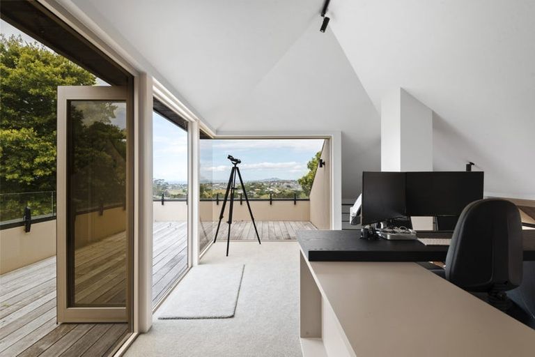 Photo of property in 221 Gills Road, Albany Heights, Auckland, 0632