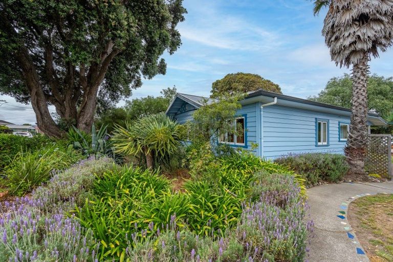 Photo of property in 1 Grange Road North, Haumoana, 4102
