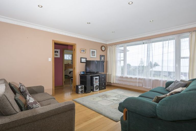 Photo of property in 144 Bellevue Road, Brookfield, Tauranga, 3110