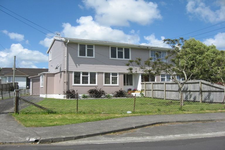 Photo of property in 66a Arimu Road, Papakura, 2110