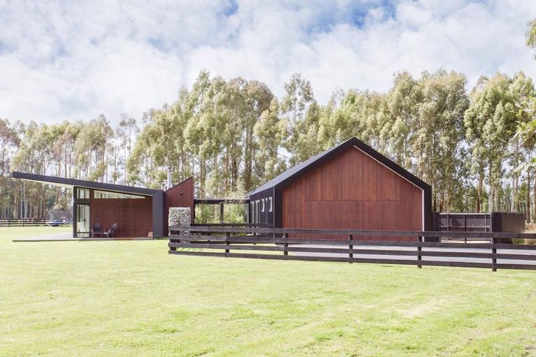 Photo of property in 1131 Old West Coast Road, West Melton, Christchurch, 7671