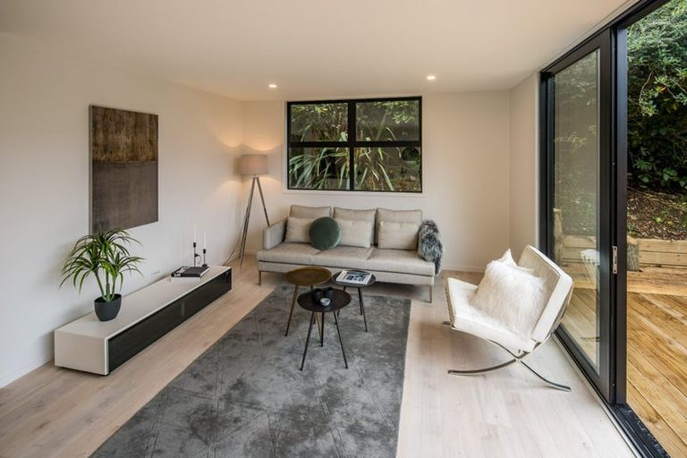 Photo of property in 14 Appleton Place, Karori, Wellington, 6012