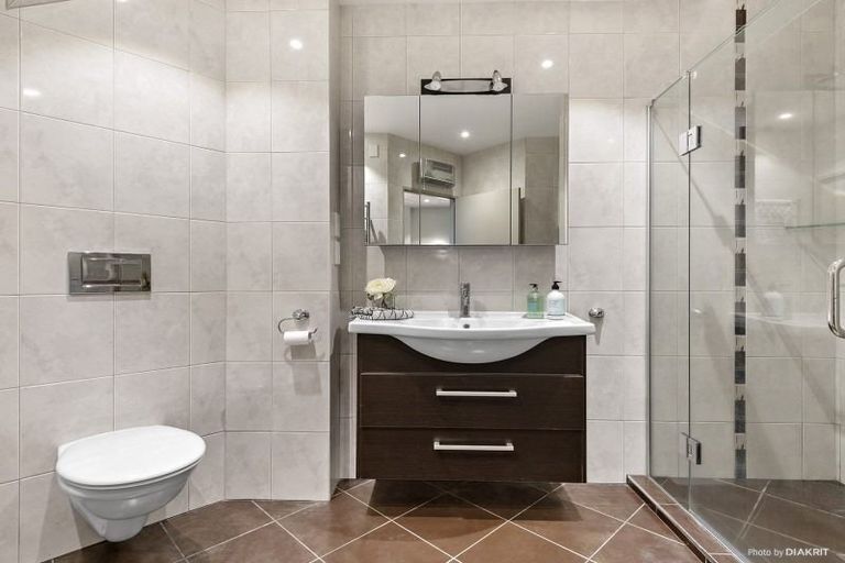 Photo of property in Stadium Garden Flats, 316/107 Thorndon Quay, Pipitea, Wellington, 6011