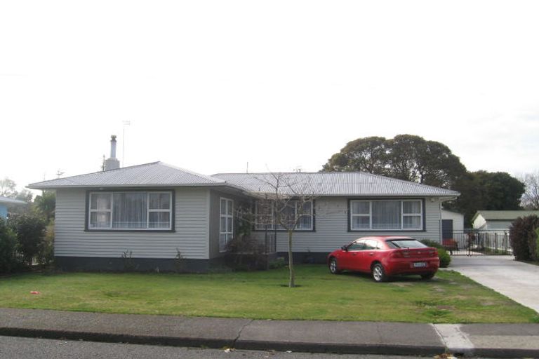 Photo of property in 114 Harlech Street, Mayfair, Hastings, 4122