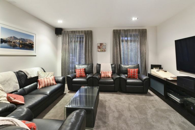 Photo of property in 100 Hobson Road, Lucas Heights, Auckland, 0632