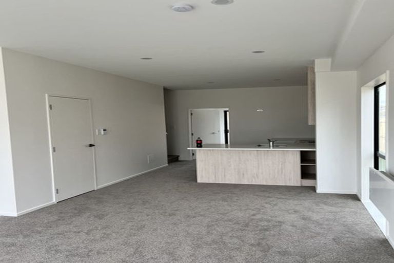 Photo of property in 10 Aumarire Lane, Favona, Auckland, 2024