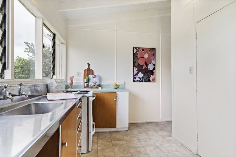 Photo of property in 24 Watt Street, Featherston, 5710