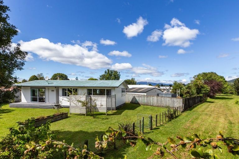 Photo of property in 14 Runuku Grove, Turangi, 3334