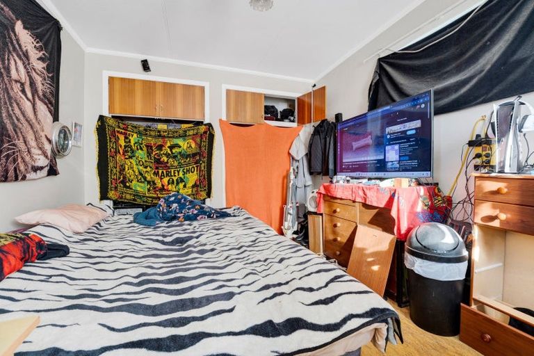 Photo of property in 2 Tawa Street, Gonville, Whanganui, 4501