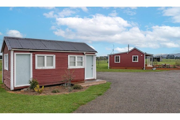 Photo of property in 167 Leslies Road, Cust, Rangiora, 7471