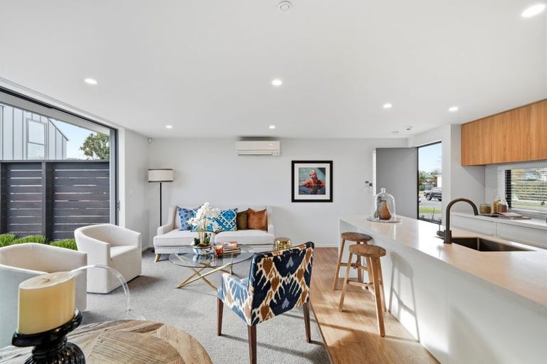 Photo of property in 31 Oxley Avenue, St Albans, Christchurch, 8014