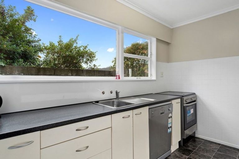 Photo of property in 176 George Street, Stokes Valley, Lower Hutt, 5019