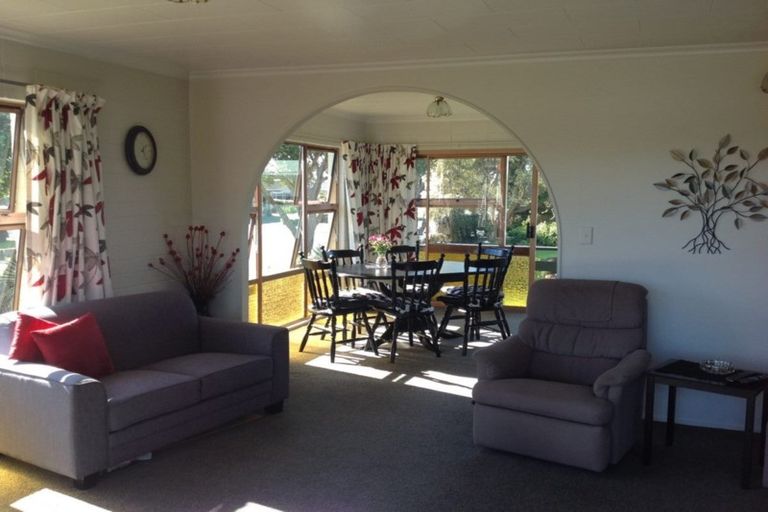 Photo of property in 20 High Street East, Waitara, 4320