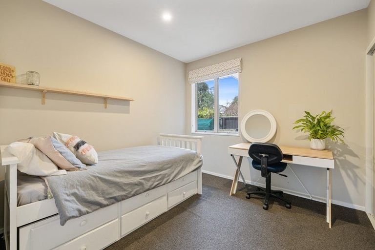 Photo of property in 15 Melville Crescent, Rolleston, 7614