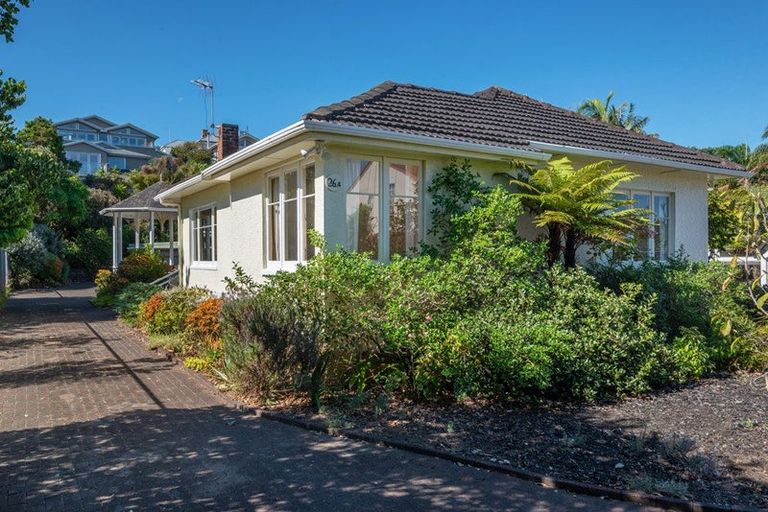 Photo of property in 1/26 Queens Parade, Devonport, Auckland, 0624