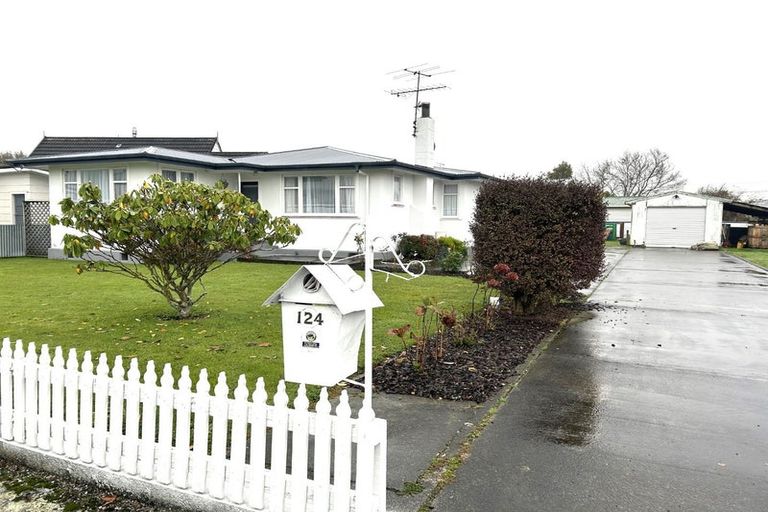 Photo of property in 124 High Street, Solway, Masterton, 5810