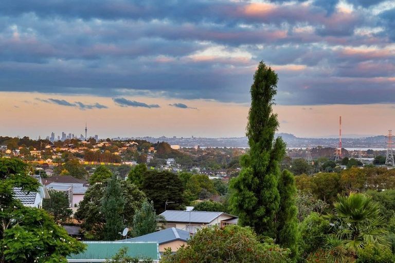 Photo of property in 81 Garton Drive, Massey, Auckland, 0614