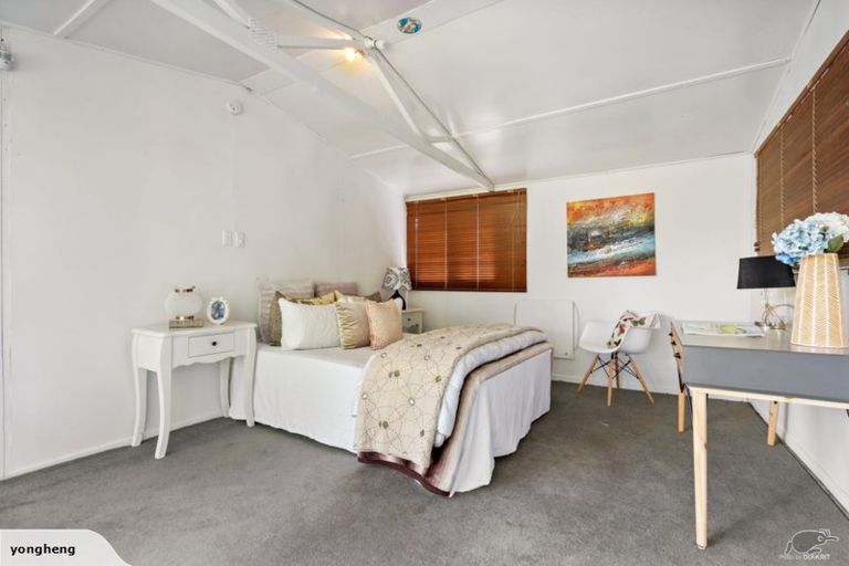 Photo of property in 20 Alamein Road, Panmure, Auckland, 1072