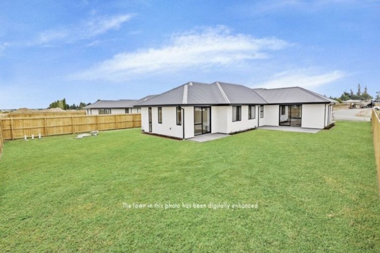 Photo of property in 11 Suffolk Drive, Kirwee, 7571