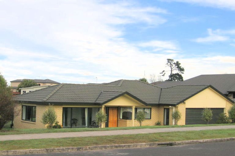 Photo of property in 69 Ayrshire Drive, Grandview Heights, Hamilton, 3200