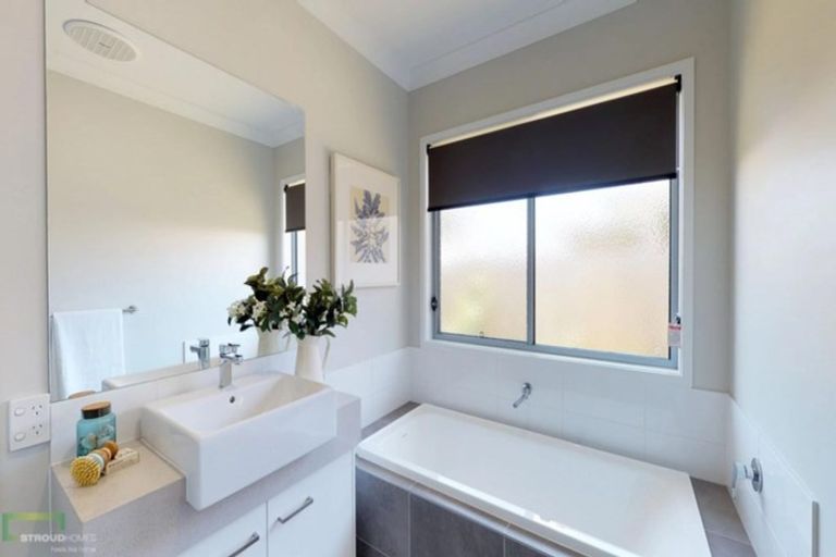 Photo of property in 11 Hewson Drive, Snells Beach, 0920