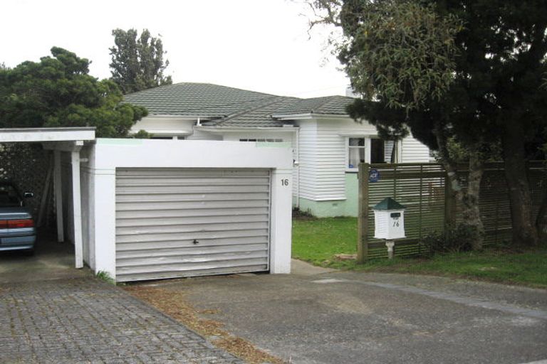 Photo of property in 16 Shirley Street, Karori, Wellington, 6012
